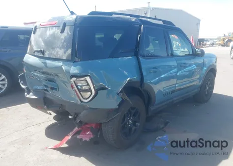 2021 Ford Bronco Sport First Edition z USA, uszkodzony, nr VIN 3FMCR9F9XMRA13126